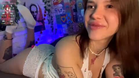 Sarah online show from May 2026 01:21:02 AM