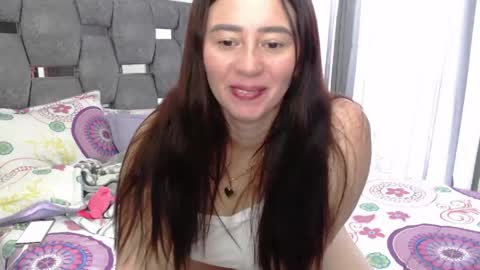 Snapshot of sarahott_1 chatting on May 2026 03:49:01 PM Lia online show from May 2026 03:49:01 PM