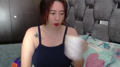 Snapshot of sarahott_1 chatting on July 2026 03:47:02 PM Lia online show from July 2026 03:47:02 PM