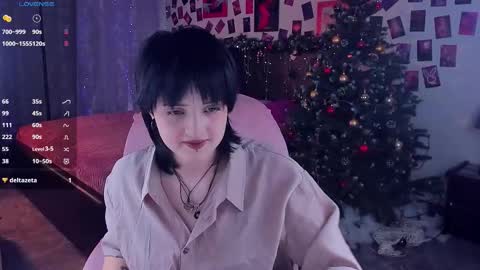 Snapshot of sarahshelby chatting on December 2025 03:30:01 PM Sarah online show from December 2025 03:30:01 PM