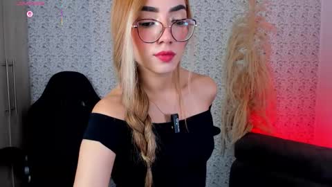Snapshot of sarajonesxxx chatting on February 2026 12:54:01 AM Sara jones online show from February 2026 12:54:01 AM