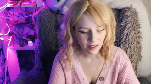 Sara online show from January 2025 10:35:01 PM