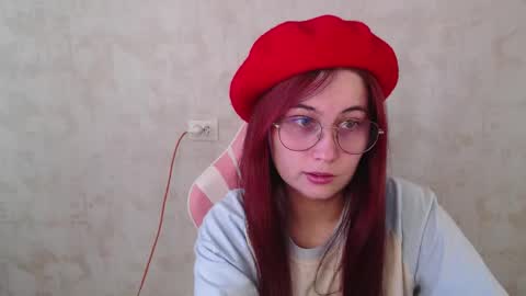 Snapshot of sarakinski chatting on May 2026 11:07:01 AM Sara online show from May 2026 11:07:01 AM