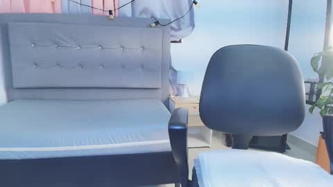 SARA online show from September 2025 12:07:01 PM