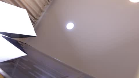 Sara Lugo  online show from March 2026 12:45:02 PM