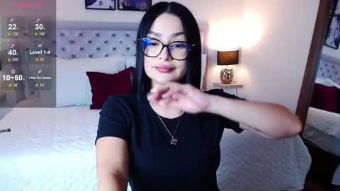 Snapshot of saramia69 chatting on February 2025 03:03:01 PM Sara online show from February 2025 03:03:01 PM