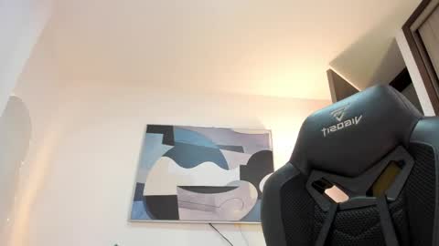 I am Sara  online show from April 2026 01:42:02 AM