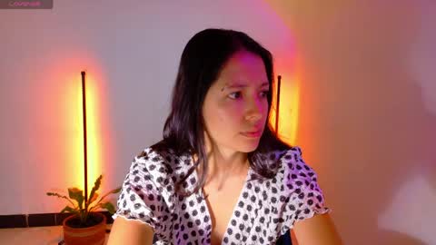 Snapshot of sarasavaagee chatting on May 2026 12:34:01 PM Sara online show from May 2026 12:34:01 PM