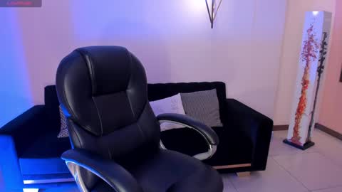 Sara Winstone online show from December 2024 11:12:02 AM