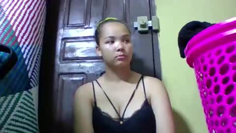 sarhon917962 online show from April 2026 06:05:02 PM