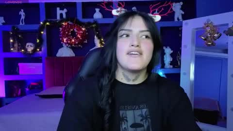 Sari  online show from December 2025 09:00:01 PM