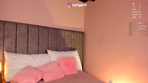 Sara Garcia online show from October 2025 06:01:02 AM