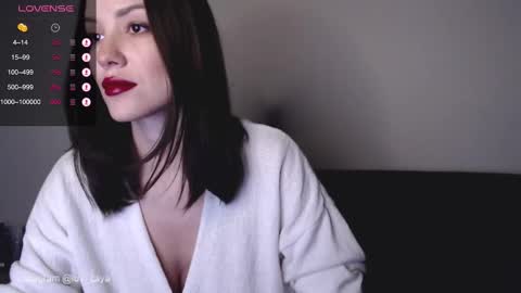   online show from February 2025 05:09:01 AM