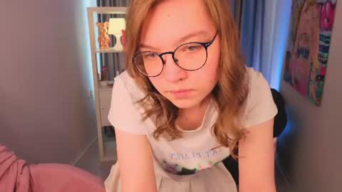 Lia online show from July 2026 01:21:01 PM