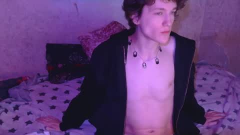Snapshot of sasha_bb21 chatting on May 2026 08:25:02 PM sasha_bb21 online show from May 2026 08:25:02 PM