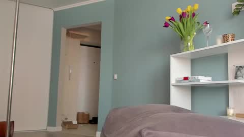 Sasha online show from March 2025 08:07:01 AM