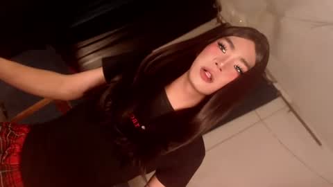 Snapshot of sasha_blade chatting on June 2026 03:57:02 AM Sasha online show from June 2026 03:57:02 AM