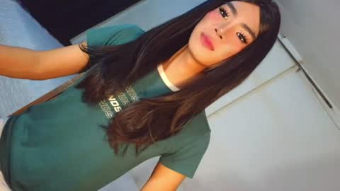 Snapshot of sasha_blade chatting on July 2026 05:15:02 PM Sasha online show from July 2026 05:15:02 PM