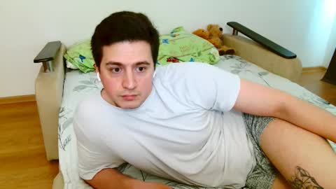 Snapshot of sasha_calvin chatting on June 2026 04:23:01 PM sasha_calvin online show from June 2026 04:23:01 PM