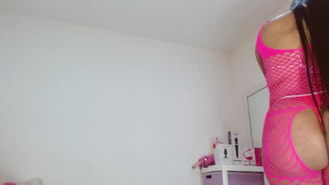 Sasha Creamy online show from April 2026 04:34:01 AM