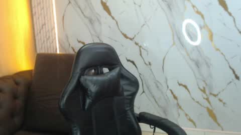 Snapshot of sasha_tf chatting on June 2026 08:22:02 PM Sasha online show from June 2026 08:22:02 PM