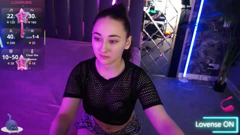 Sasha online show from November 2025 07:08:02 AM