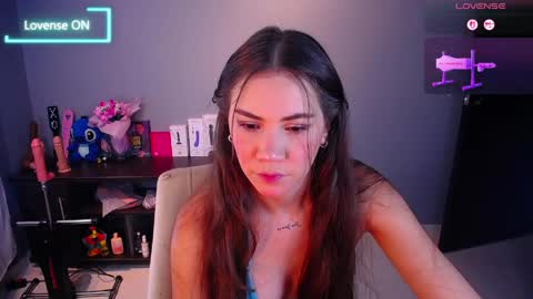 Snapshot of sashaharding1125 chatting on May 2026 08:35:02 PM andrea harding online show from May 2026 08:35:02 PM