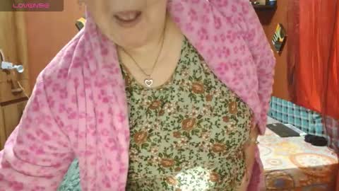 S A S H A R O S E online show from November 2025 12:49:01 PM