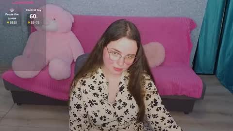 Snapshot of sashavibe chatting on May 2026 08:03:02 PM Sasha online show from May 2026 08:03:02 PM