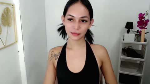 Sashi online show from December 2025 09:46:02 PM