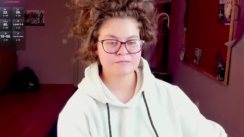 .Alexandra online show from January 2025 12:00:02 AM