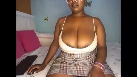 Snapshot of sassy100936 chatting on February 2026 03:54:01 AM Spicyd online show from February 2026 03:54:01 AM