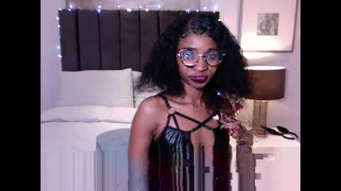 sasyylissaa online show from April 2026 11:13:01 PM