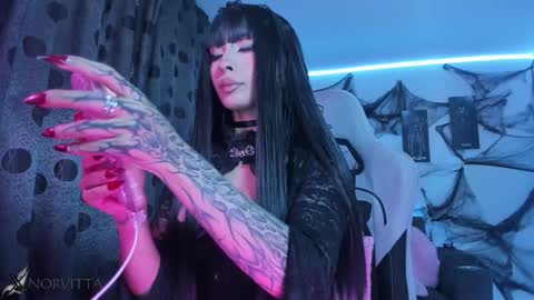    im expecting 300 thumbs up on my altar online show from October 2025 10:55:02 PM