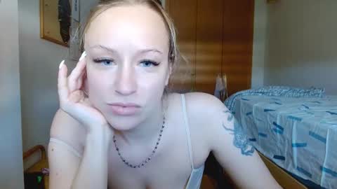 Satinqueen90 online show from March 2026 10:41:01 AM