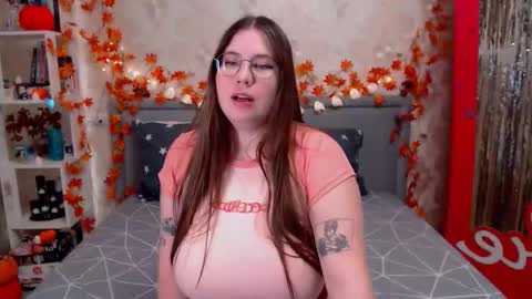 Stacy online show from November 2025 10:32:02 PM