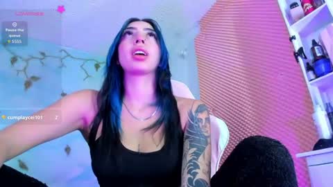 Snapshot of saturno_stone chatting on June 2026 05:34:02 AM Saturnooo online show from June 2026 05:34:02 AM