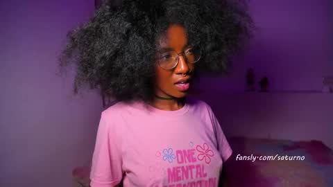 saturno_vibes online show from October 2025 09:08:01 AM