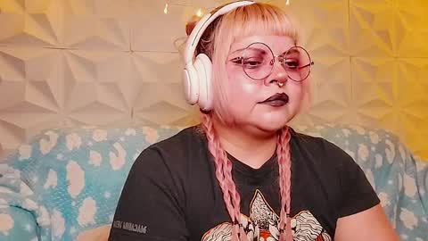 Gina George online show from May 2026 11:34:04 PM