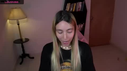 I AM JENN  online show from January 2026 03:33:01 AM