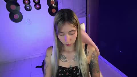 Snapshot of saucy_jenn1 chatting on May 2026 10:48:02 PM I AM JENN online show from May 2026 10:48:02 PM