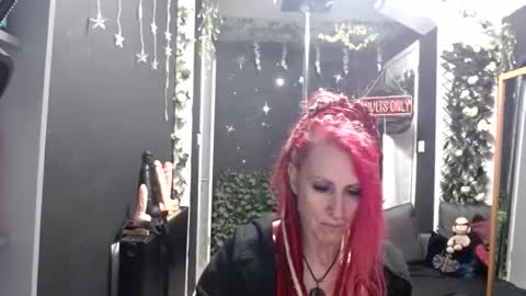 SaucySky online show from March 2026 09:18:02 PM