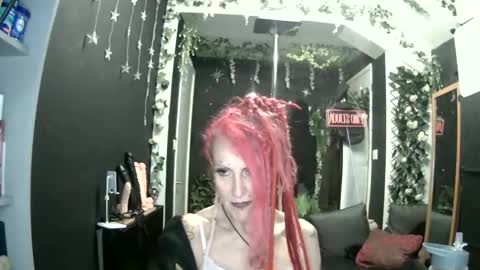 Snapshot of saucysky chatting on June 2026 08:46:01 PM SaucySky online show from June 2026 08:46:01 PM