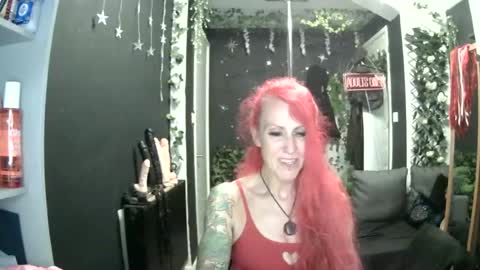 Snapshot of saucysky chatting on July 2026 09:17:01 PM SaucySky online show from July 2026 09:17:01 PM