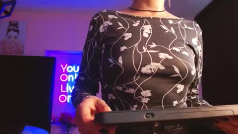 lilith online show from March 2026 03:34:02 AM