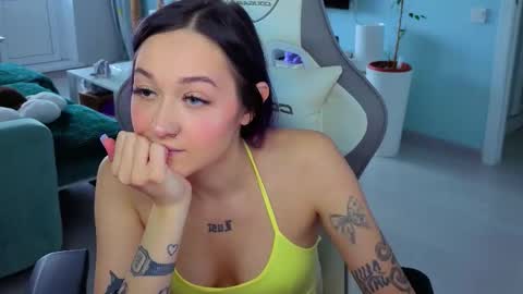 Ariel online show from March 2026 03:56:01 AM