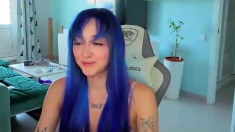 Snapshot of savage_lust_ chatting on June 2026 04:11:02 AM Ariel online show from June 2026 04:11:02 AM