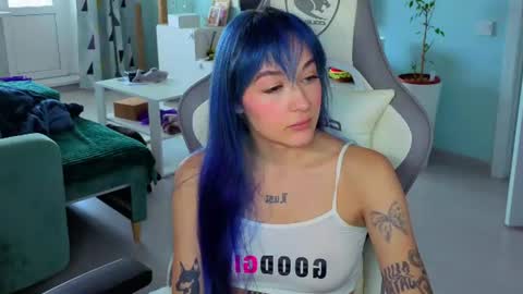 Snapshot of savage_lust_ chatting on July 2026 03:30:01 AM Ariel online show from July 2026 03:30:01 AM
