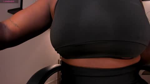 S a v a n n a h  online show from November 2025 12:05:01 PM