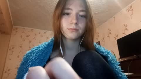 Snapshot of savannasotos chatting on September 2025 03:23:02 PM Sophie online show from September 2025 03:23:02 PM